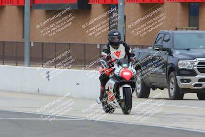 media/Oct-15-2022-Fastrack Riders (Sat) [[9a18b22502]]/Level2/Start Finish 930am/
